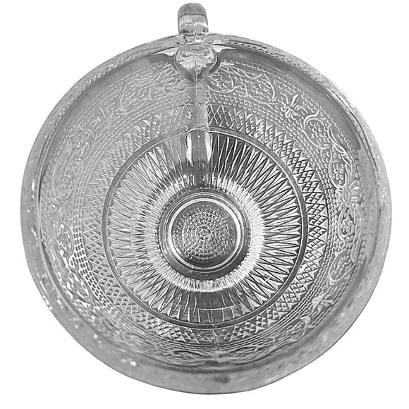 Set of 4 Cups, Four Vintage Embossed Glass Teacups, Coffee Cups, Tea Cup Set, - Picture 4 of 8